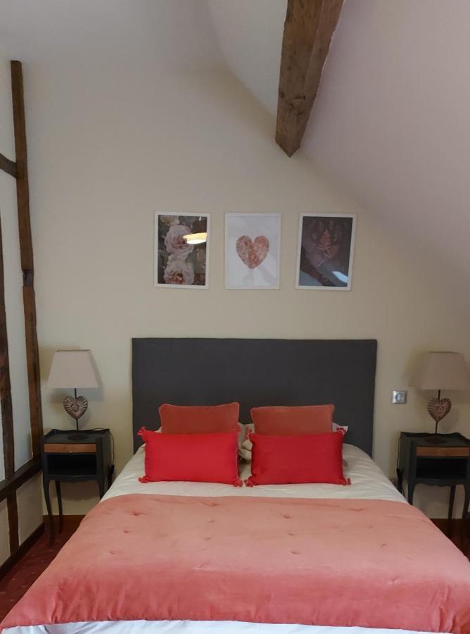 Les 3 Roses Bed & Breakfast Anjouin Bagian luar foto